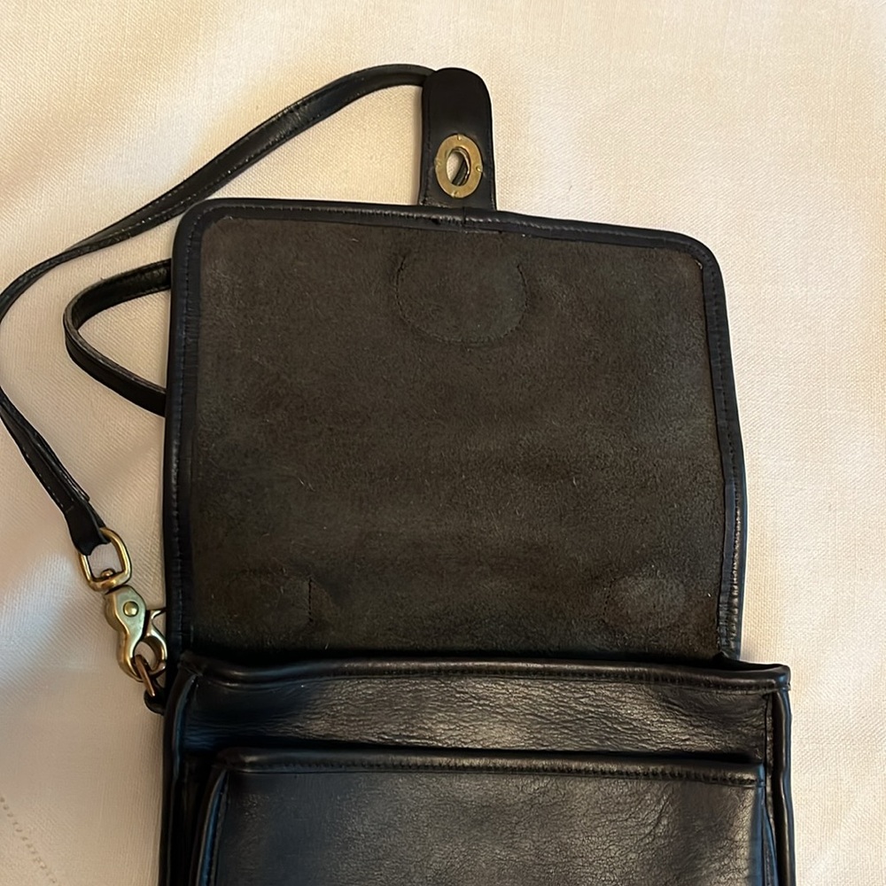 Vintage Coach Dark Navy Station Bag #5130  Authenticated! With hang tag. - Picture 11 of 12
